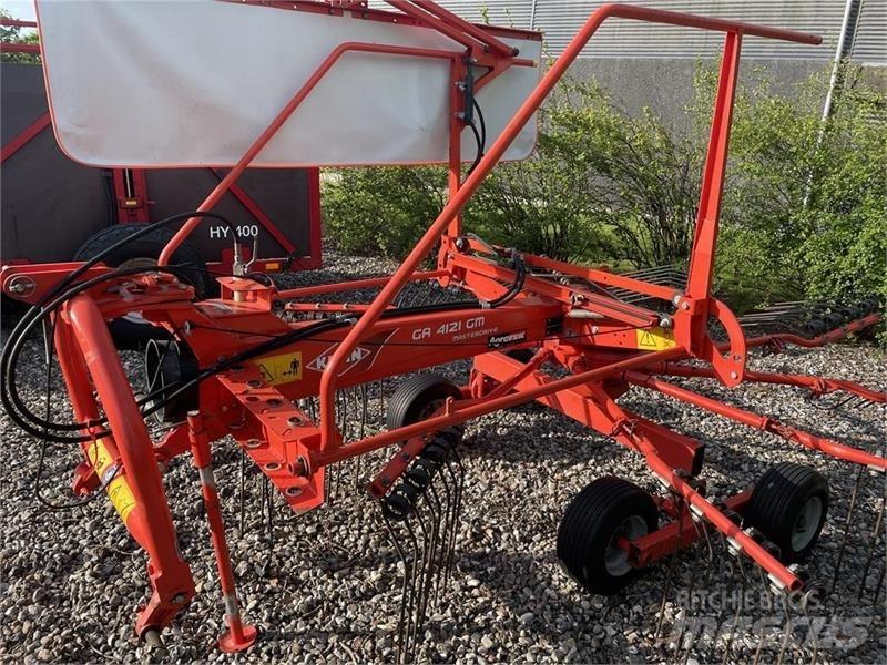 Kuhn GA4121GM Rastrillos y henificadores