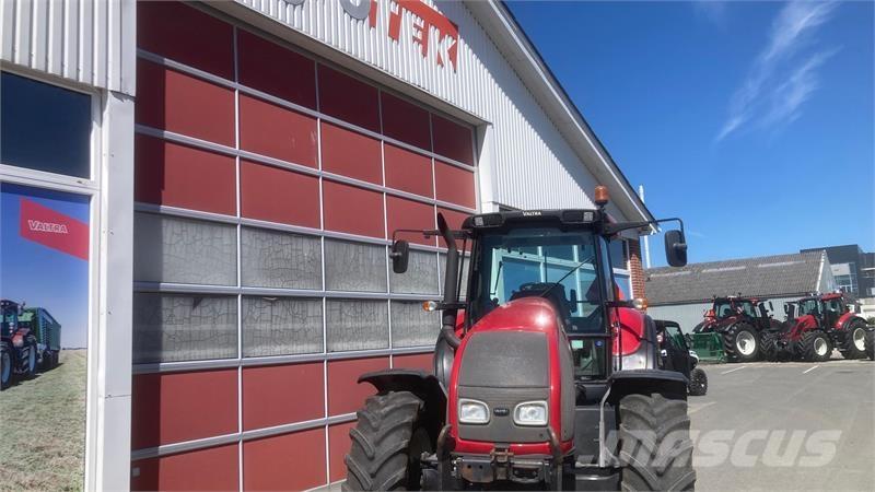 Valtra T130 Tractores