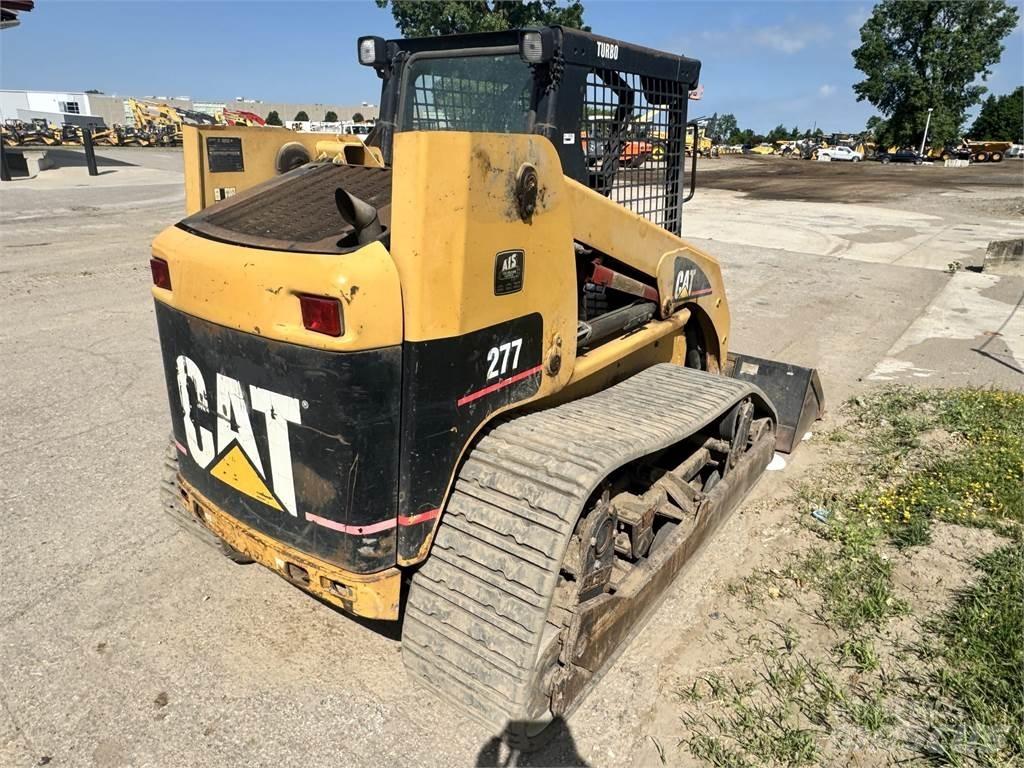 CAT 277 Minicargadoras