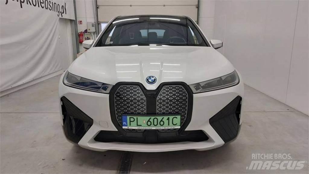 BMW iX Coches