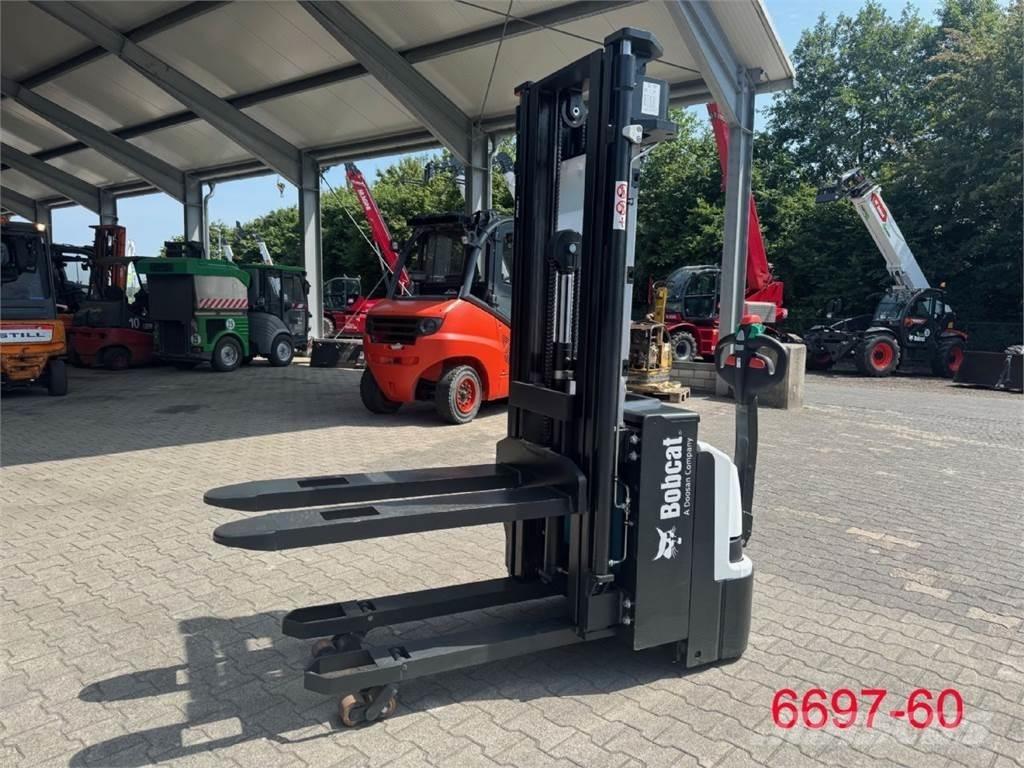 Bobcat BSL 12 N-7i Apiladores eléctricos