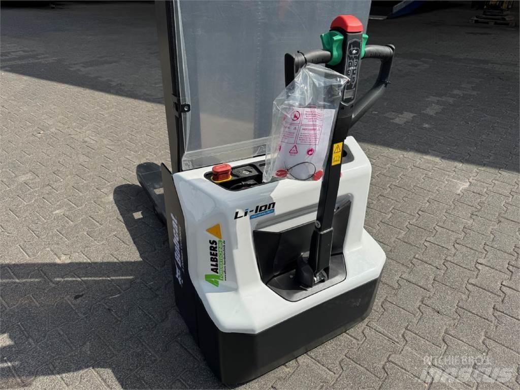 Bobcat LSM 12 N -7 Apiladores eléctricos