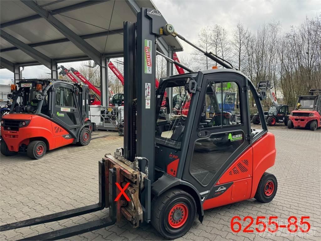 Linde H 30 D 02 EVO Carretillas diesel