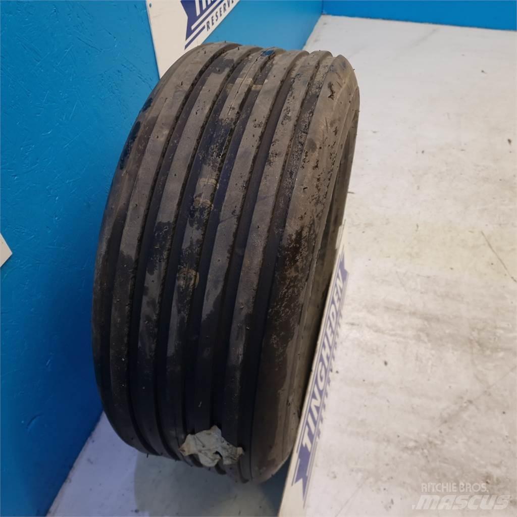  10.5/80-18 Neumáticos, ruedas y llantas