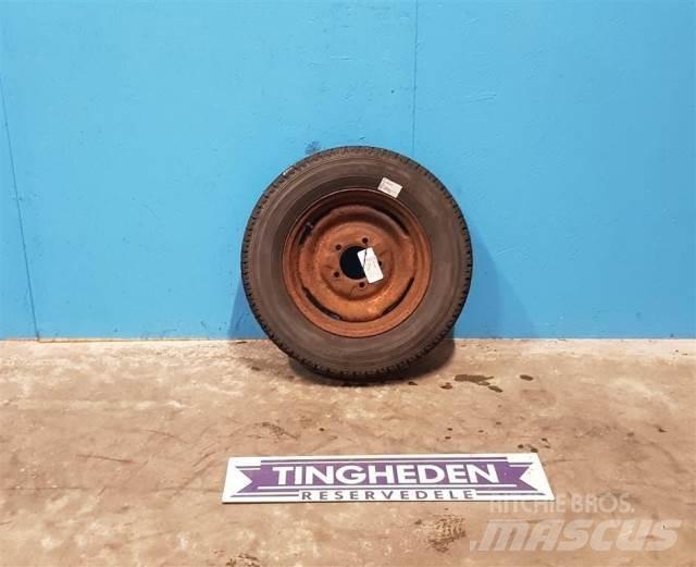  16 195/75R16 Neumáticos, ruedas y llantas