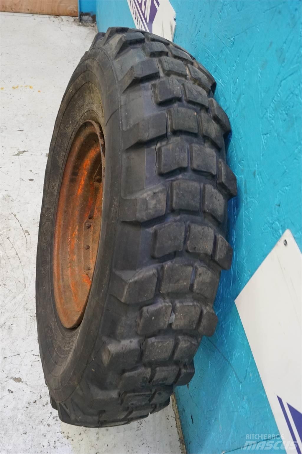  16 7.50R16 Neumáticos, ruedas y llantas