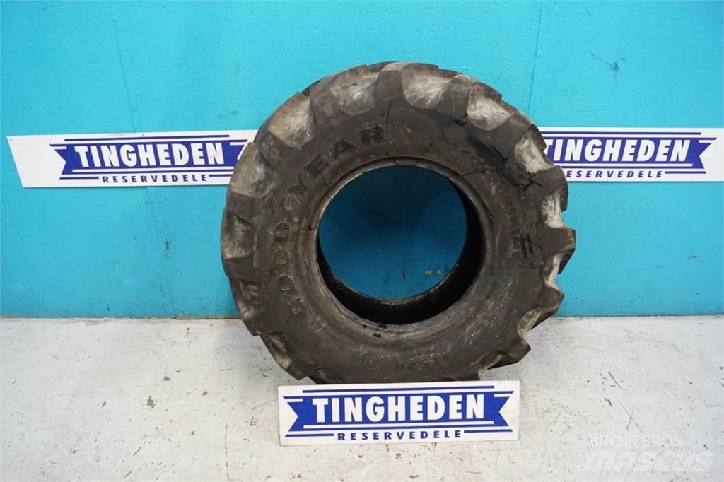  18 340/80R18 Neumáticos, ruedas y llantas