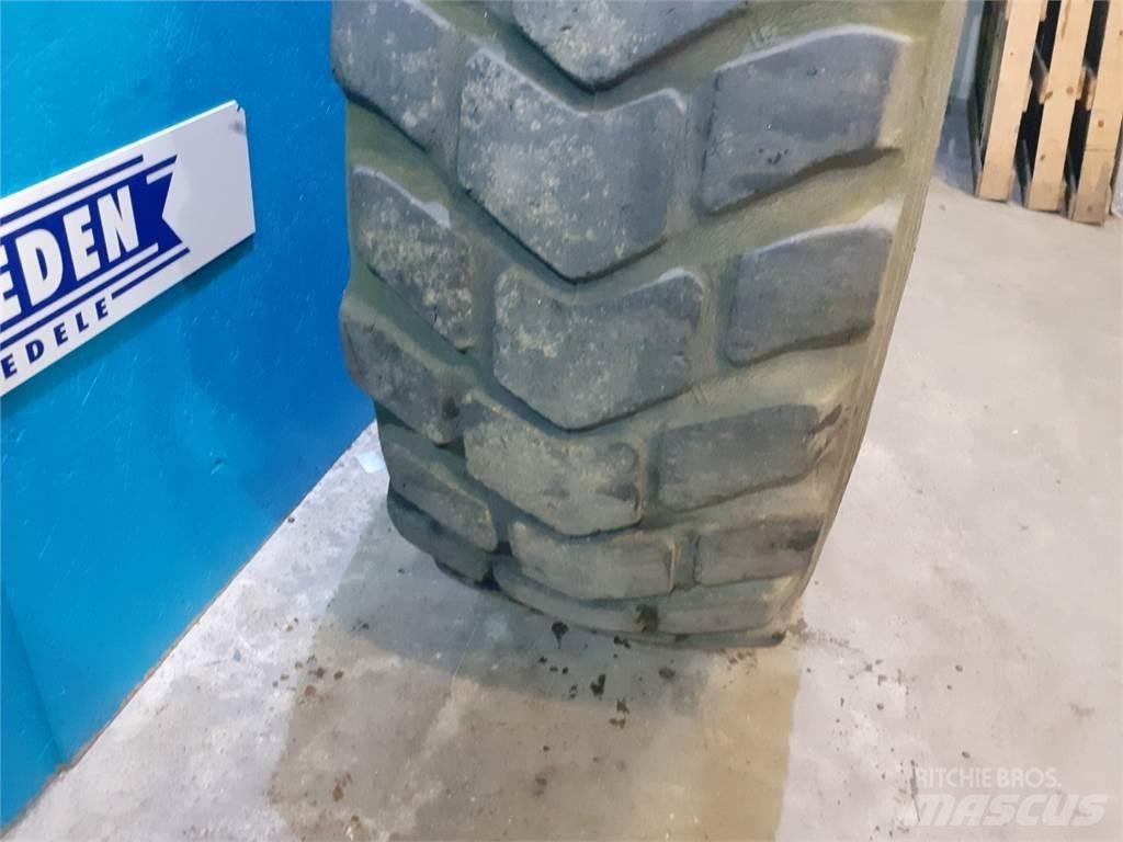  25 20.5R25 Neumáticos, ruedas y llantas