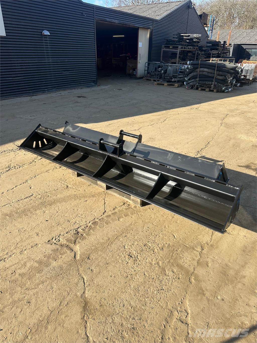  2500 - 3000mm Cucharones