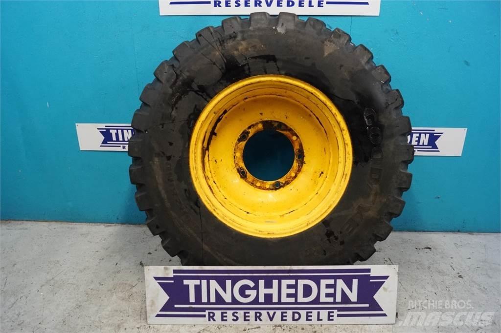  28 440/80R28 Neumáticos, ruedas y llantas