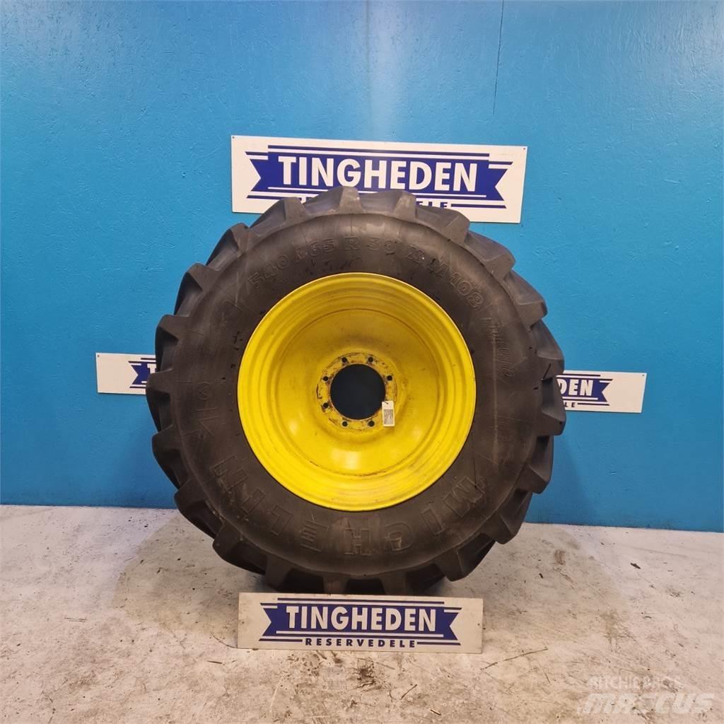  30 540/65 R30 Neumáticos, ruedas y llantas