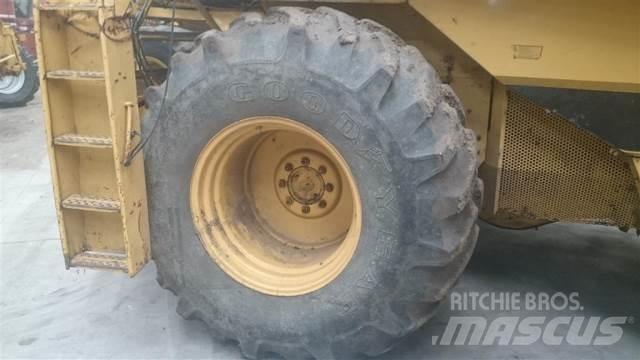  32 30,5L-32 Neumáticos, ruedas y llantas