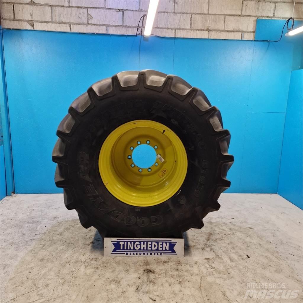  32 900/55 R32 Neumáticos, ruedas y llantas