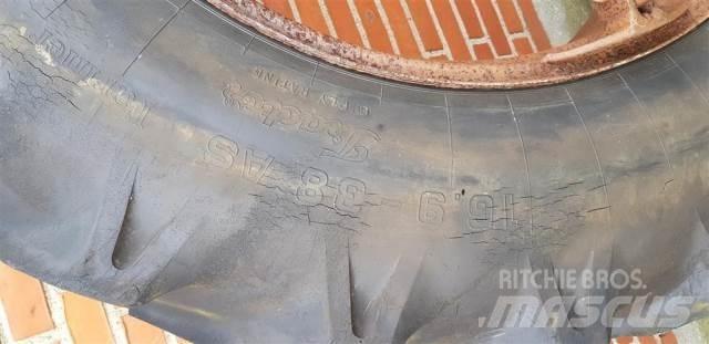  38 16.9-38 Neumáticos, ruedas y llantas