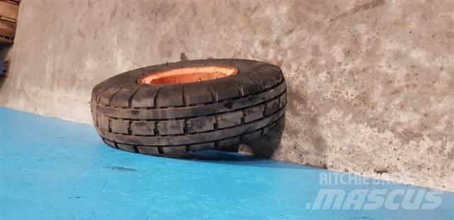  9 7.00-9 Neumáticos, ruedas y llantas