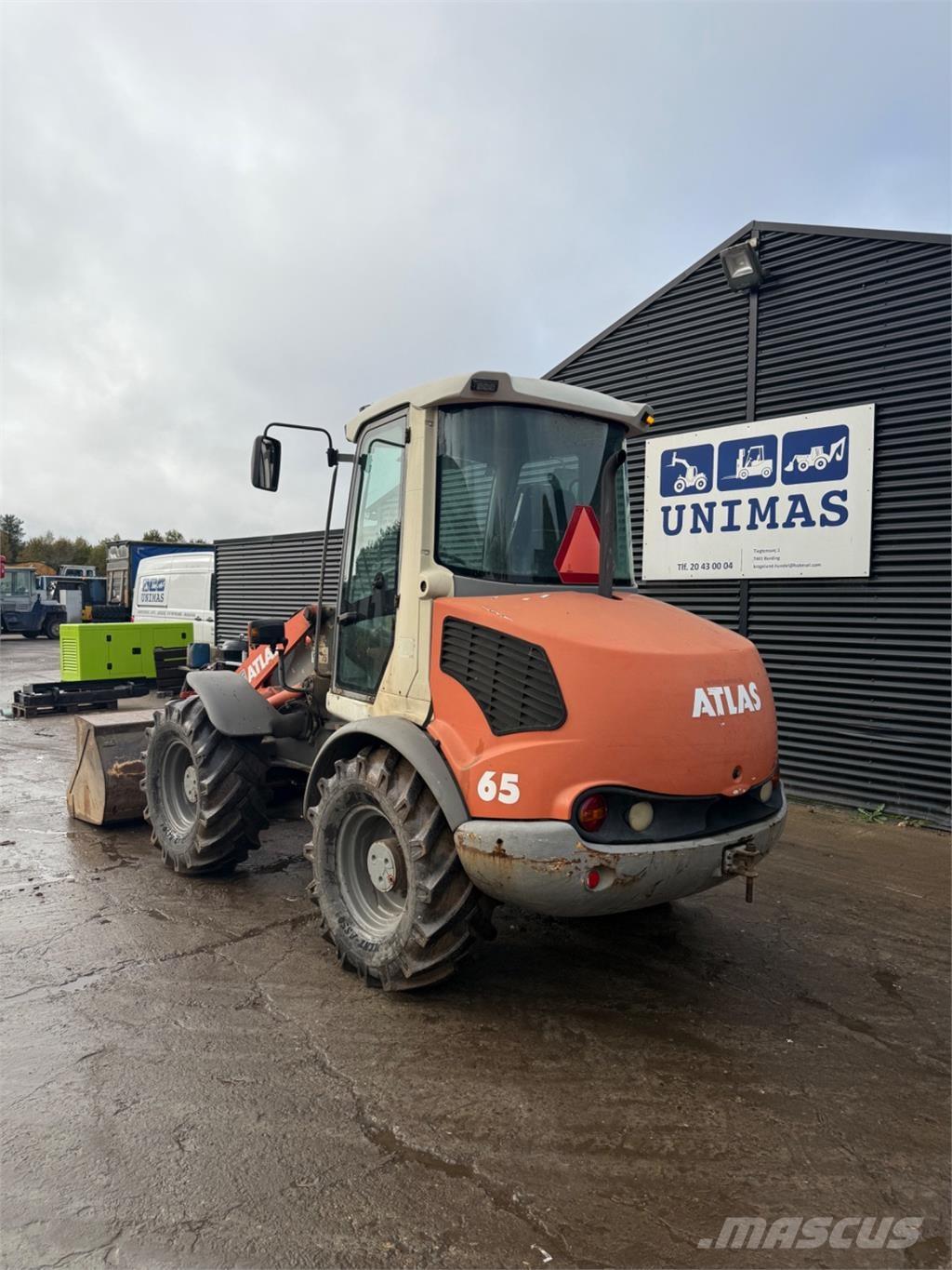 Atlas 65 Cargadoras sobre ruedas