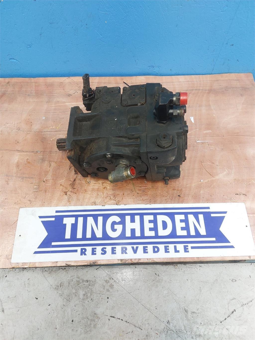 CASE 7010 Hidráulicos