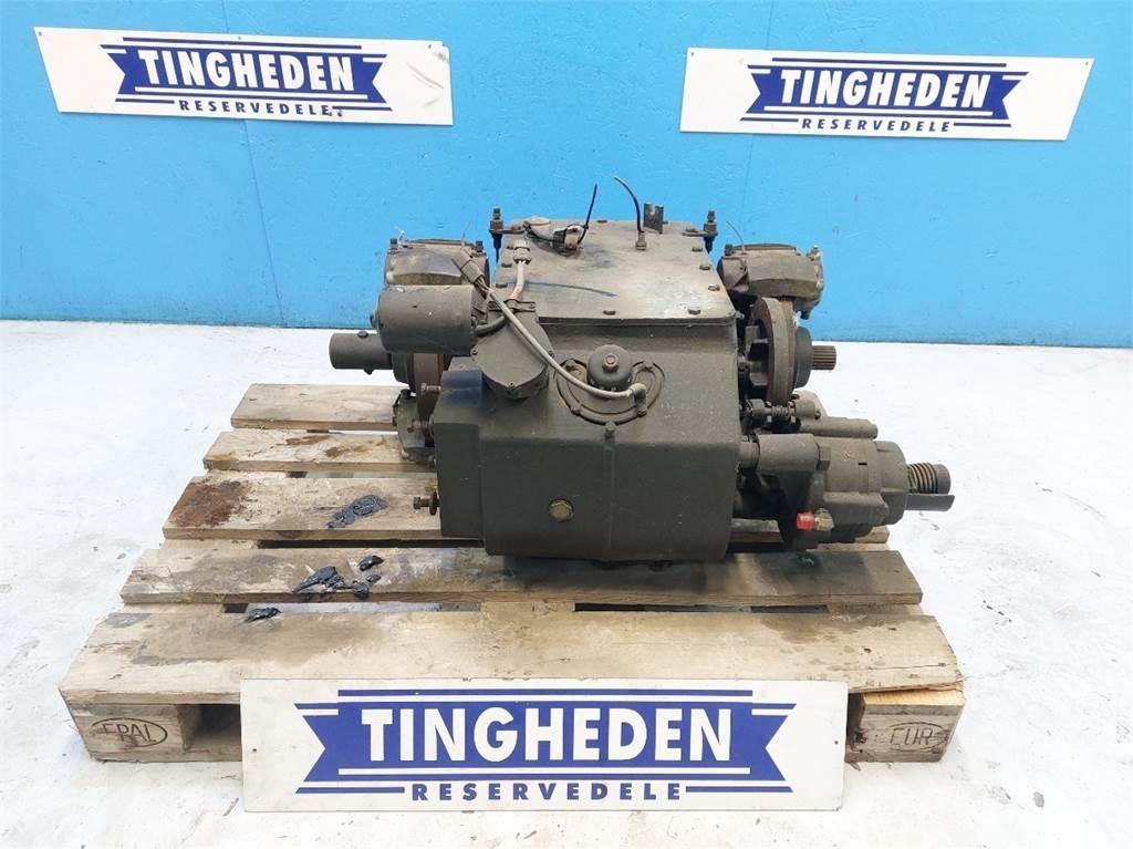 CASE 7010 Transmisión