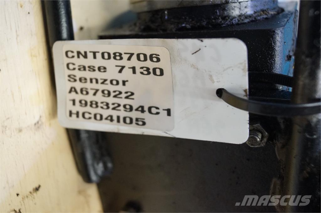 CASE 7130 Electrónicos