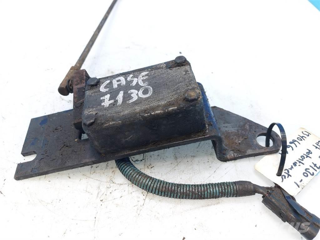 CASE 7130 Electrónicos