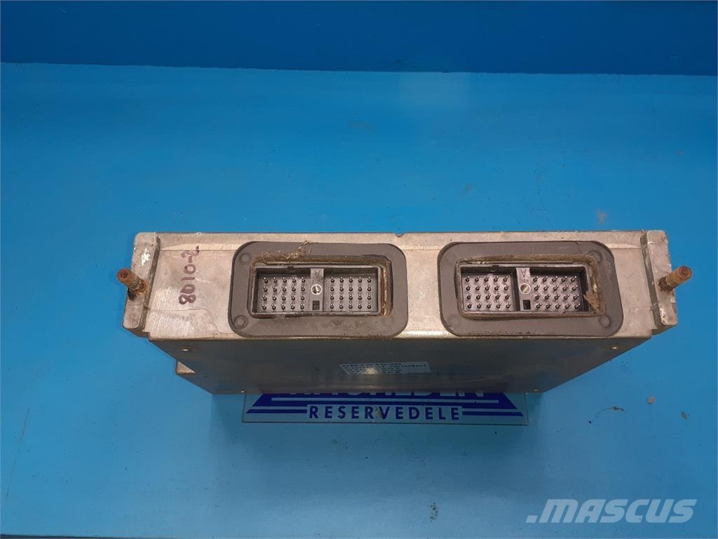 CASE 8010 Electrónicos