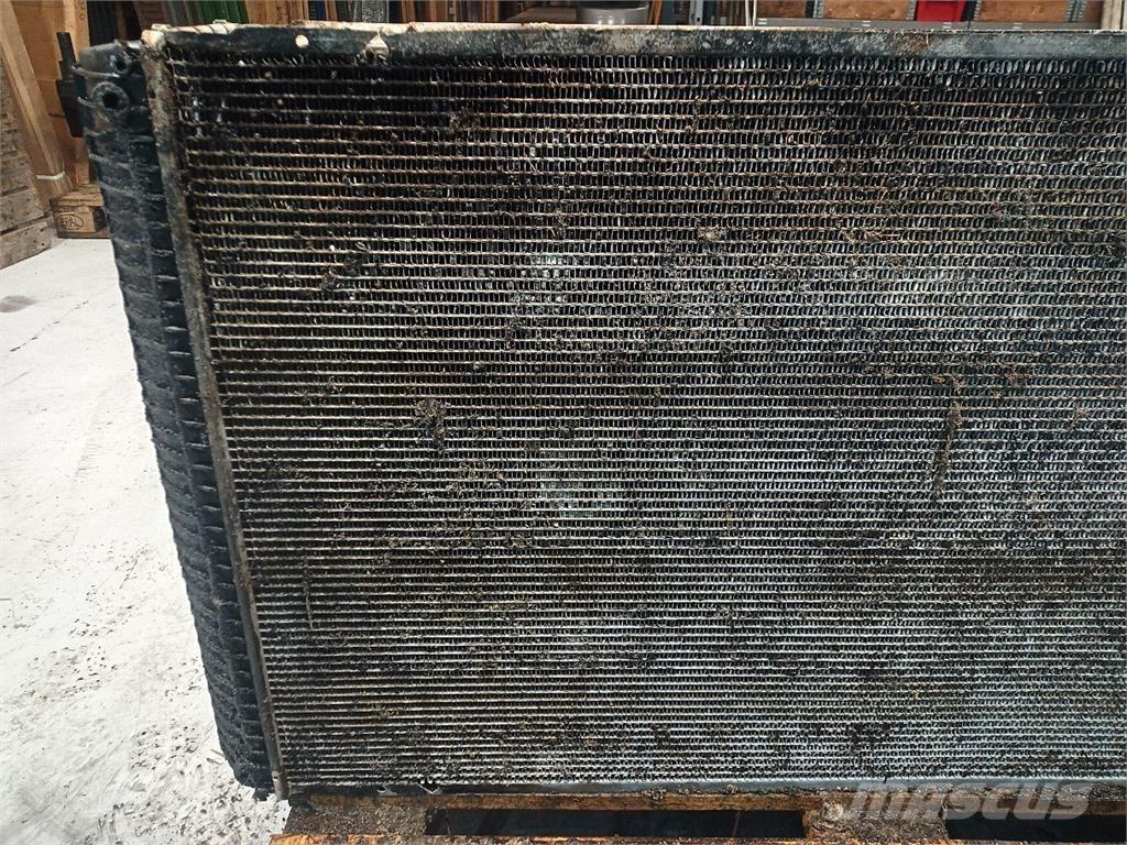 CASE 8010 Radiadores