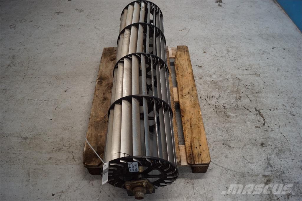 CASE 8010 Esparcidoras de arena y sal