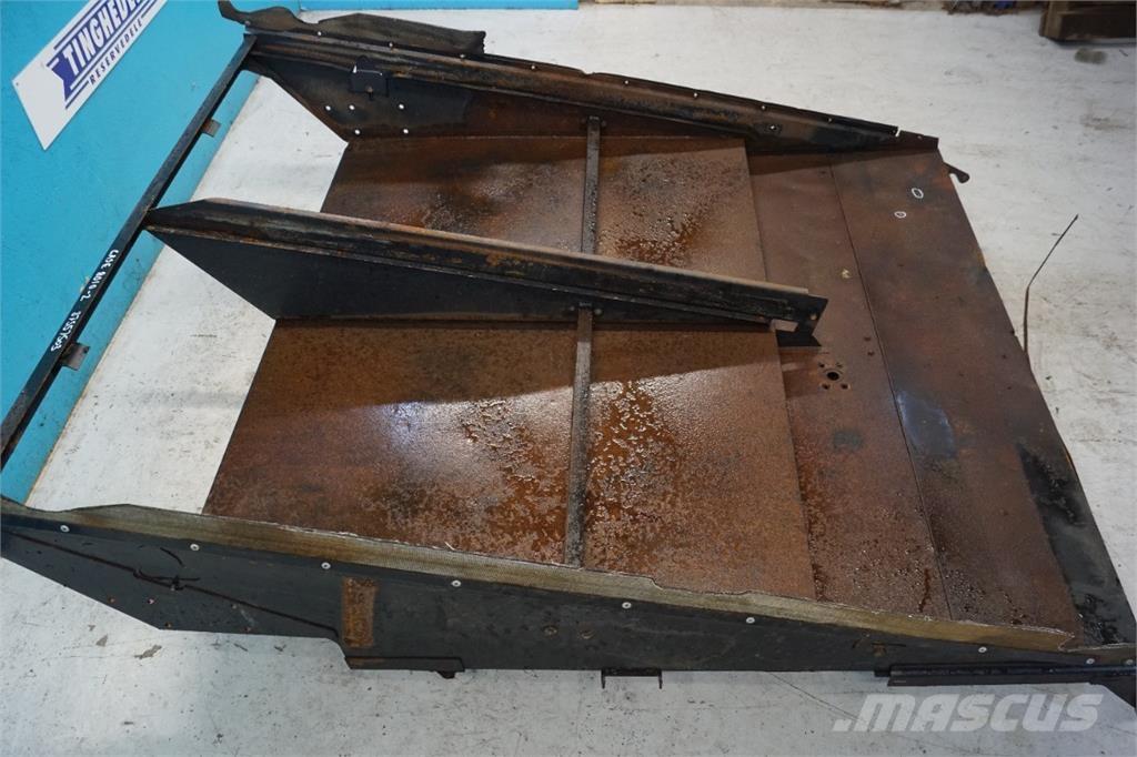 CASE 8010 Esparcidoras de arena y sal