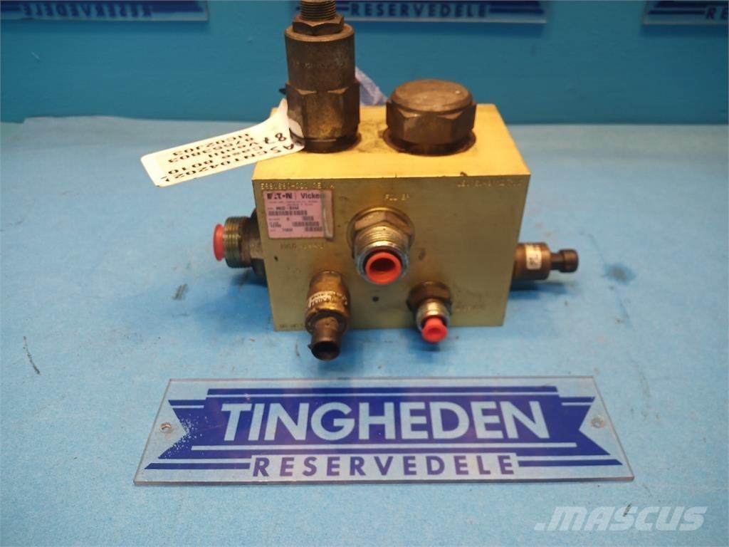 CASE 8010 Hidráulicos