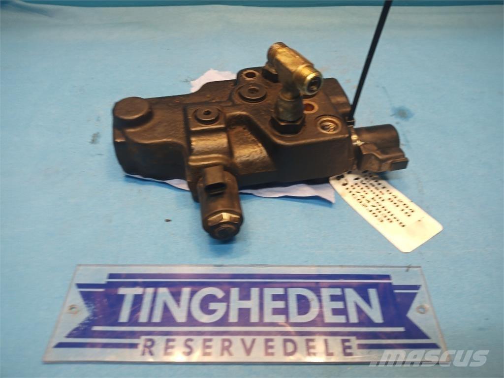 CASE 8010 Hidráulicos
