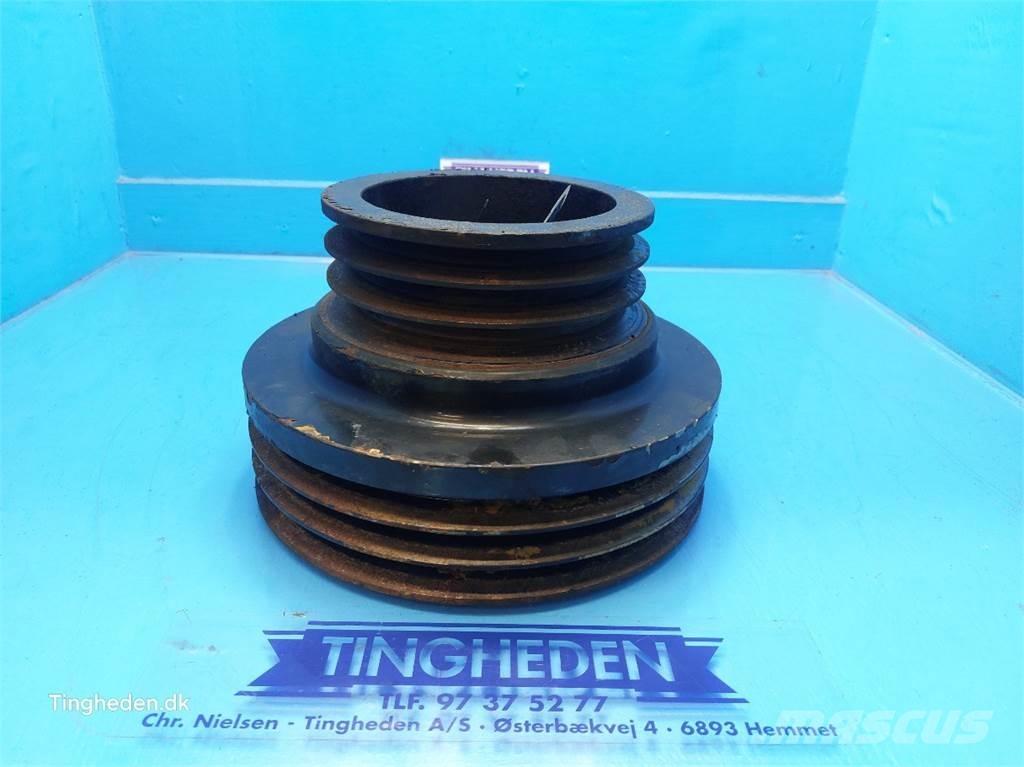 CASE 8010 Agricultura - Otros