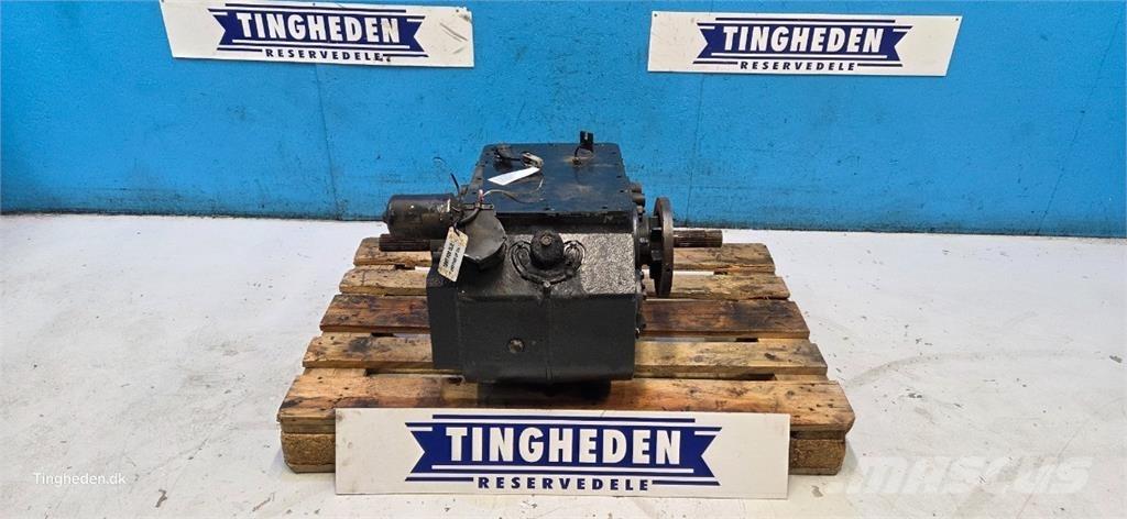 CASE 8010 Transmisión