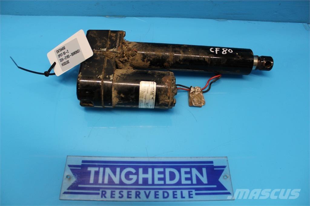 CASE CF80 Electrónicos