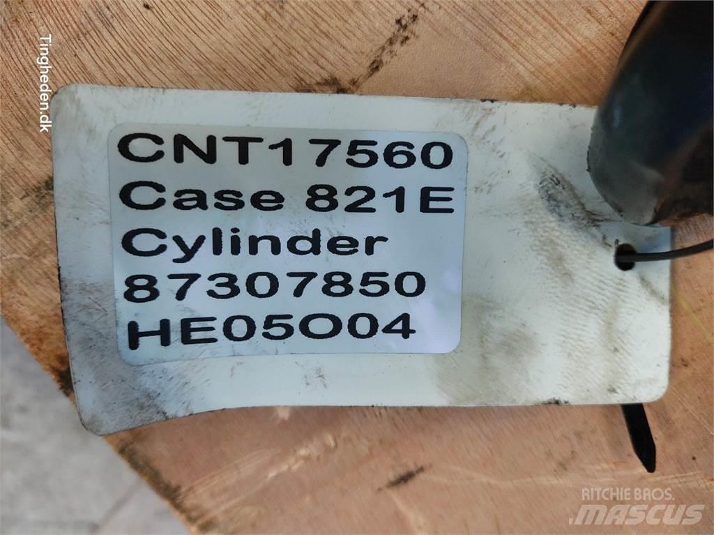 Case IH 821E Hidráulicos