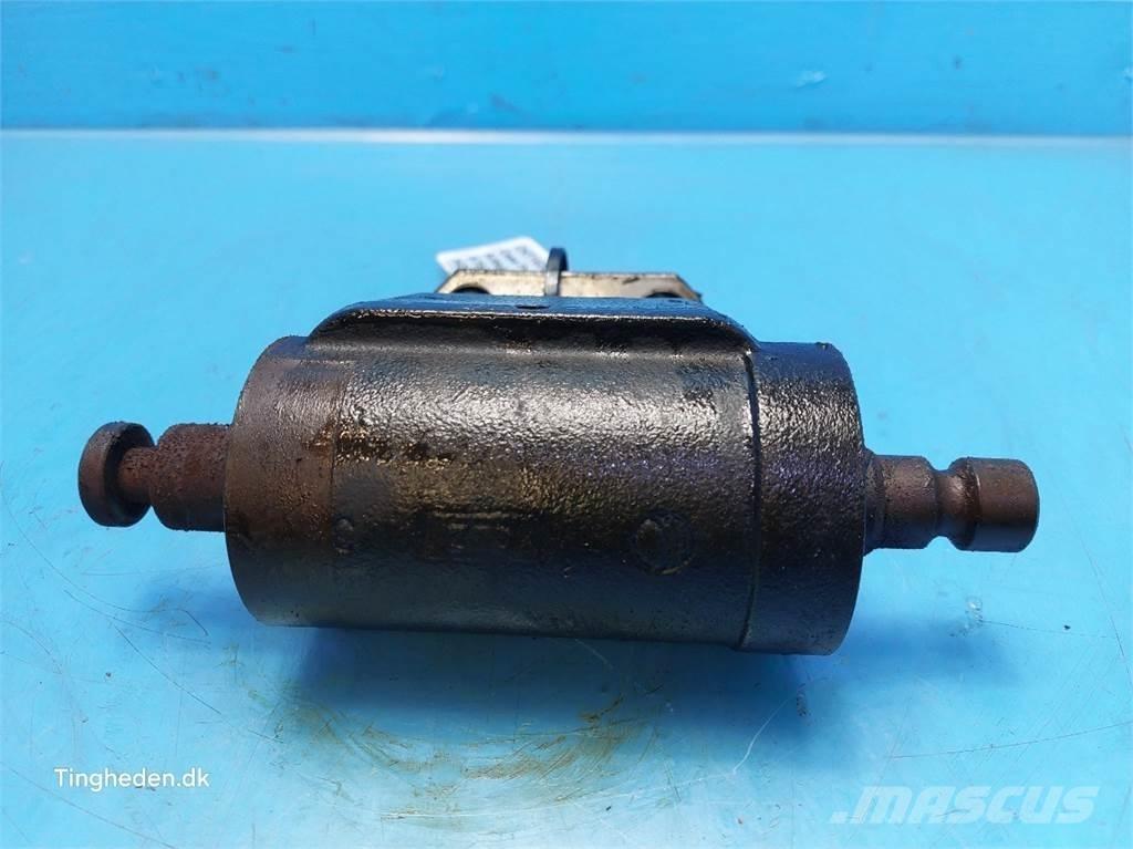 CASE Puma 185 Transmisión