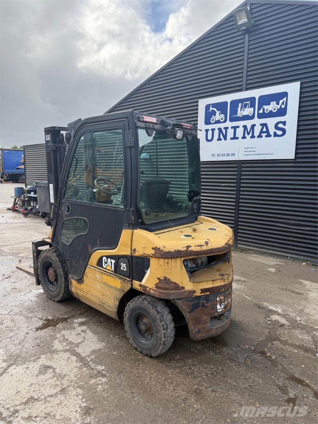 CAT DP25 Carretillas diesel