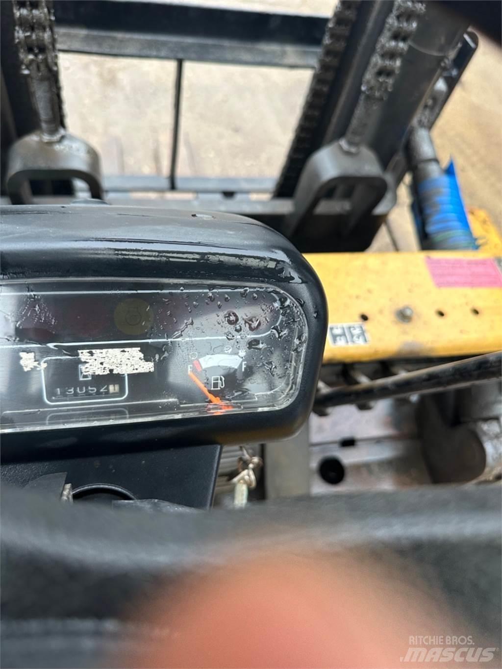 CAT DP40 Carretillas diesel