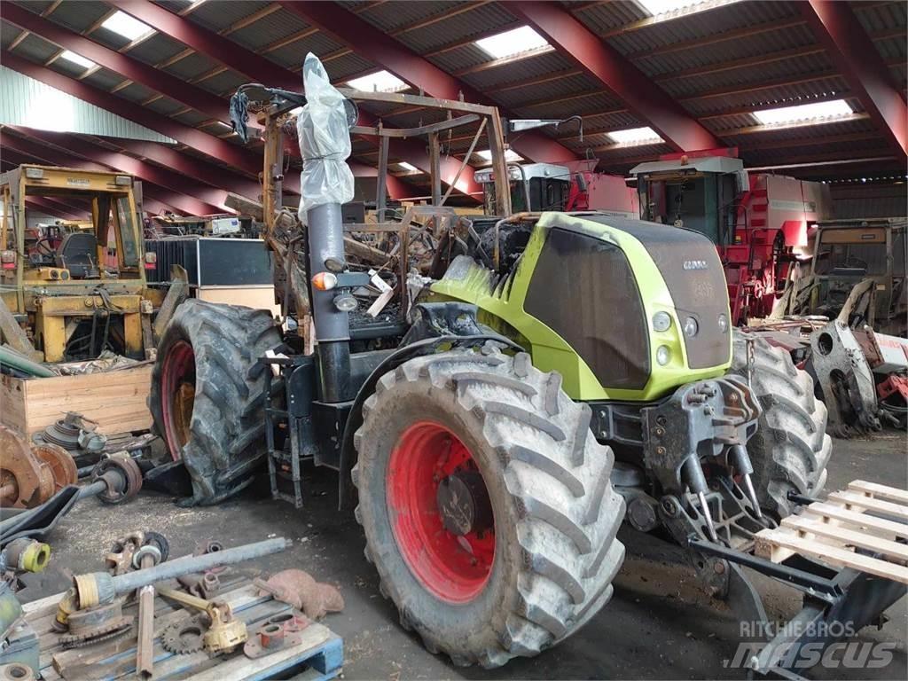 CLAAS Axion 840 Tractores