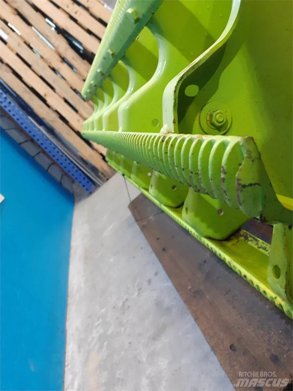 CLAAS Lexion 460 Accesorios para cosechadoras combinadas
