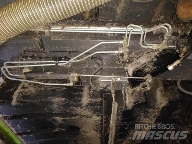 CLAAS Lexion 600 Accesorios para cosechadoras combinadas
