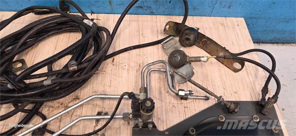 CLAAS Lexion 600 Accesorios para cosechadoras combinadas