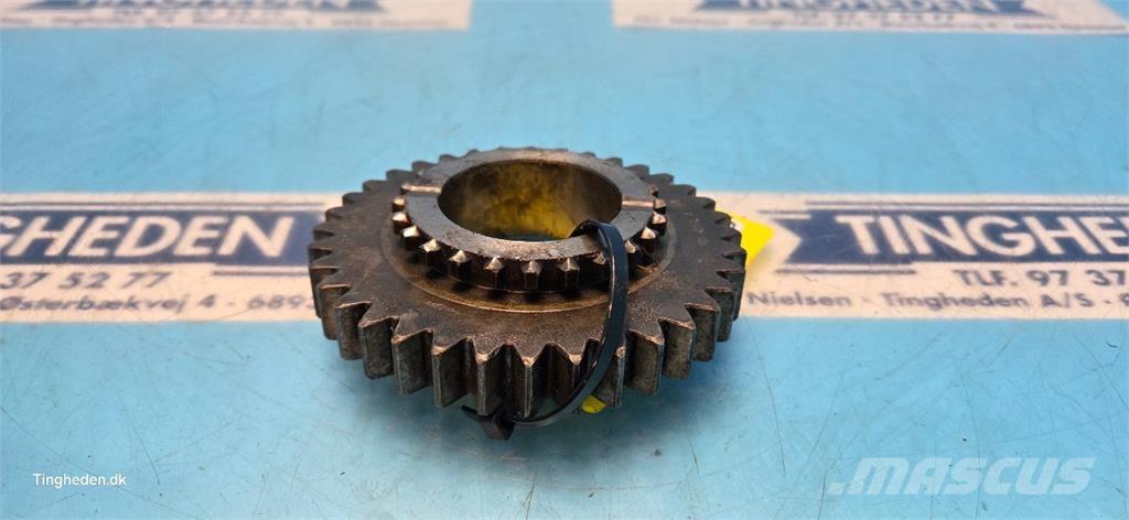 Deutz M2680 Transmisión