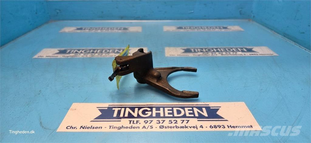 Deutz M2680 Transmisión