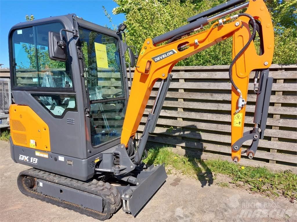 Develon DX19-7 Mini excavadoras < 7t