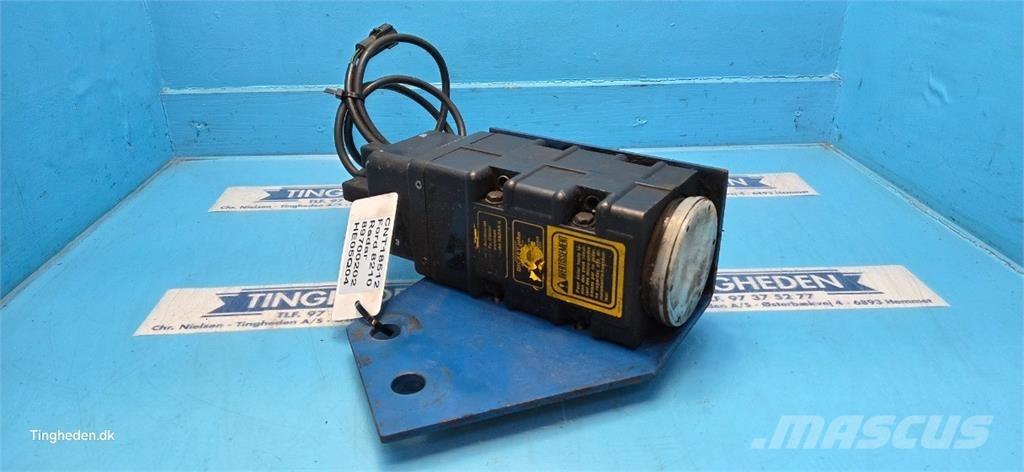 Ford 8210 Electrónicos