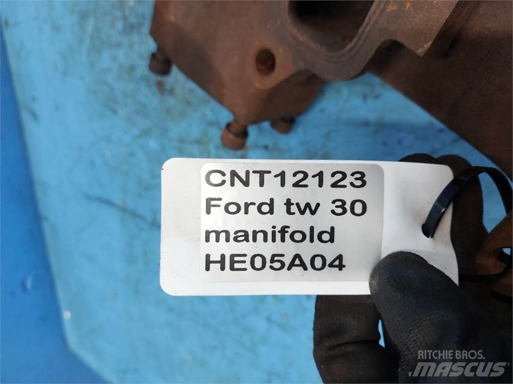 Ford TW 30 Motores