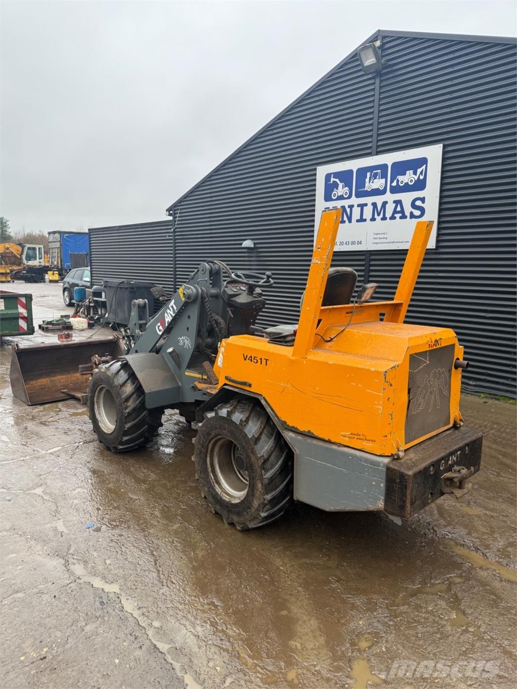 GiANT 451T Palas cargadoras