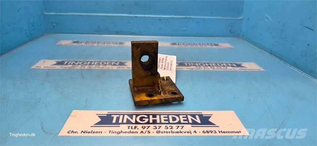 Hydrema 906B Motores
