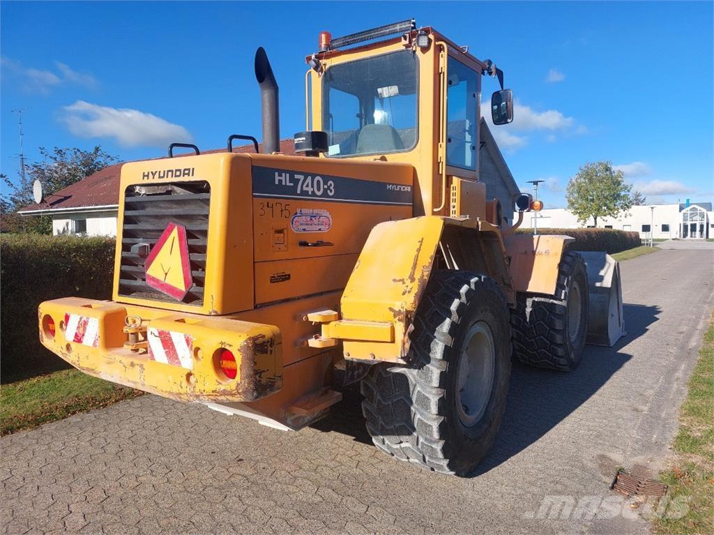Hyundai HL740-3 Cargadoras sobre ruedas