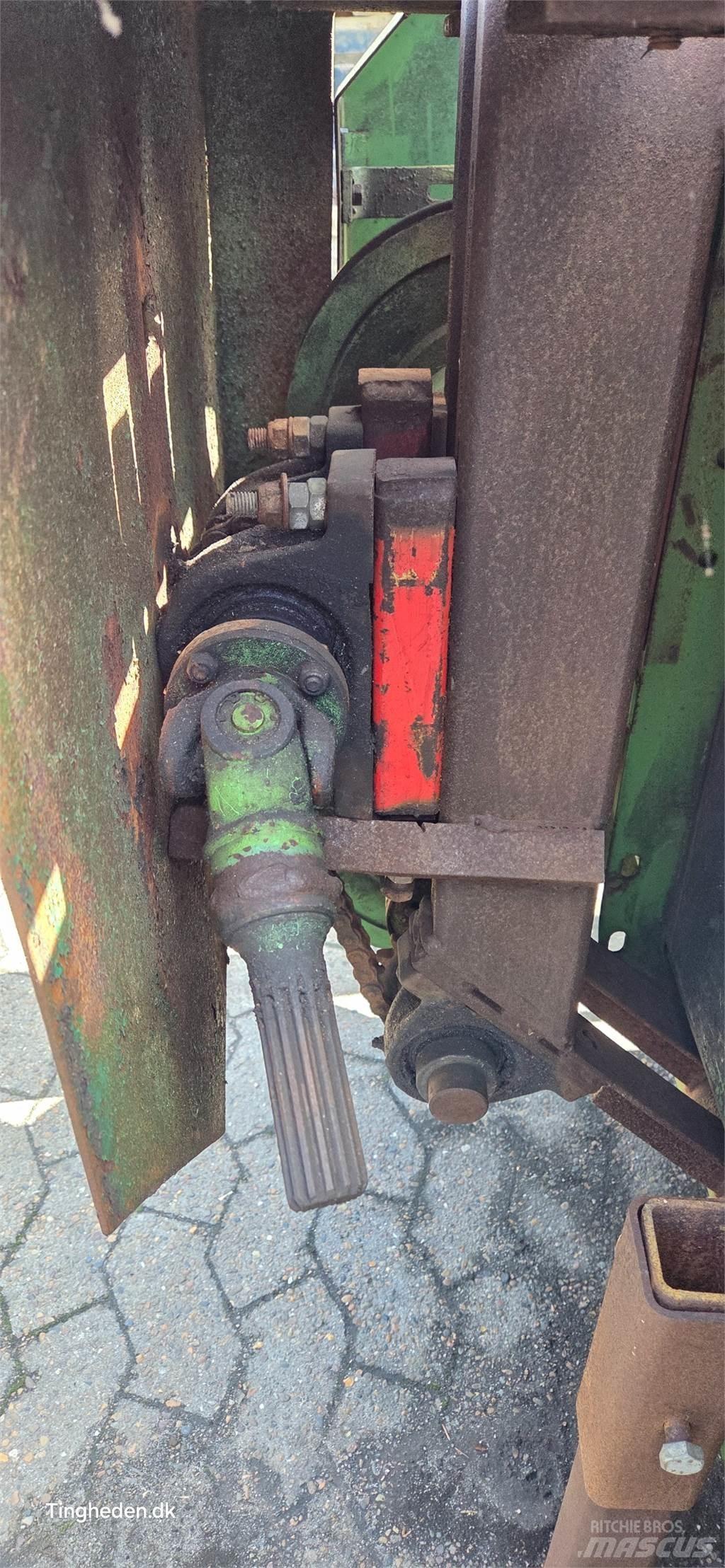 John Deere  Accesorios para cosechadoras combinadas